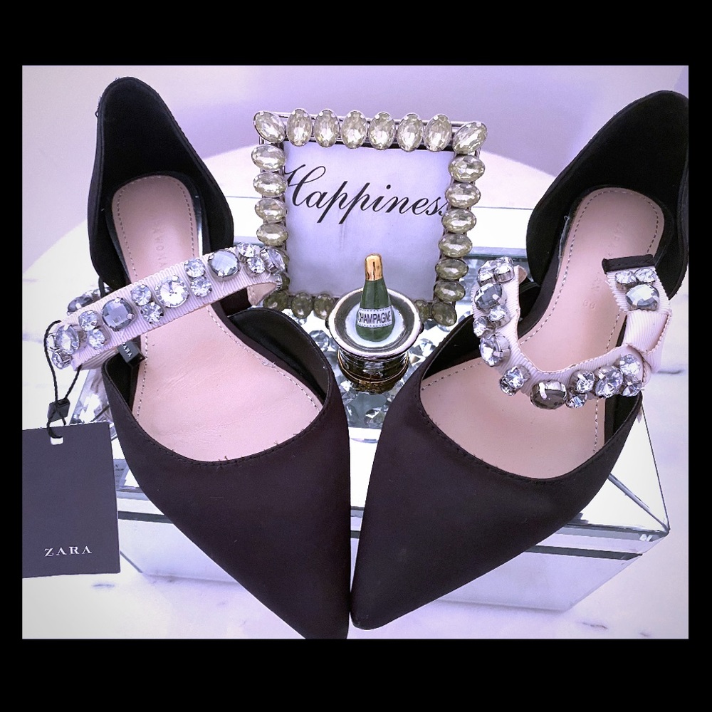 Zara Jewel Flats!!